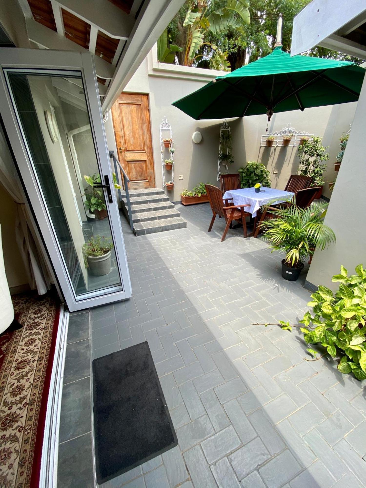 Waterkloof Guest House Pretoria-Noord Dış mekan fotoğraf